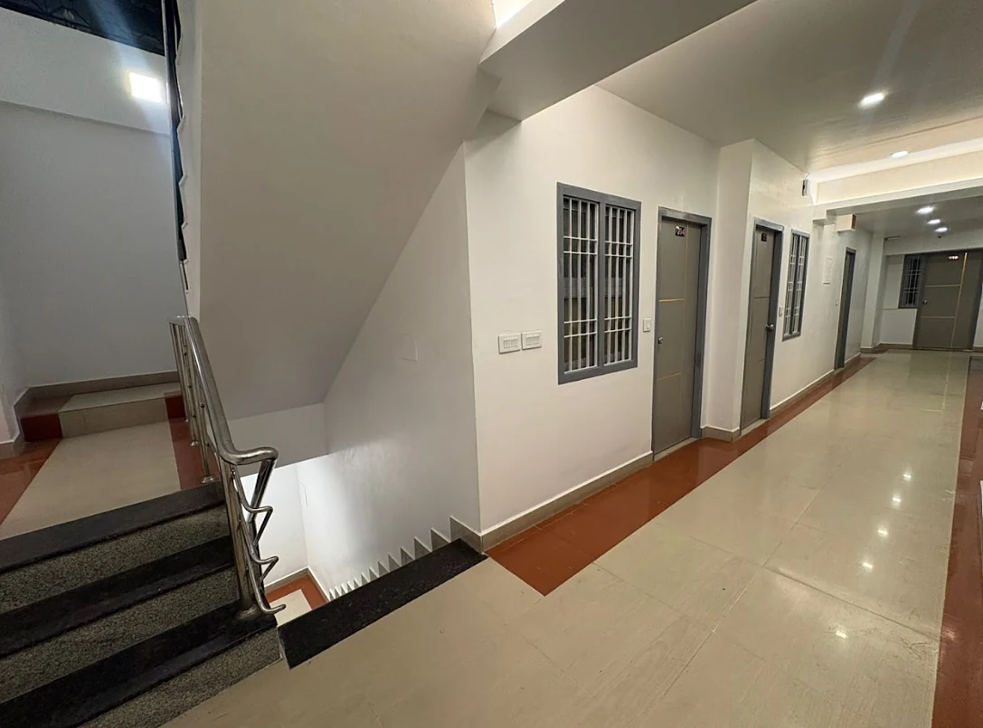Upper floor corridor